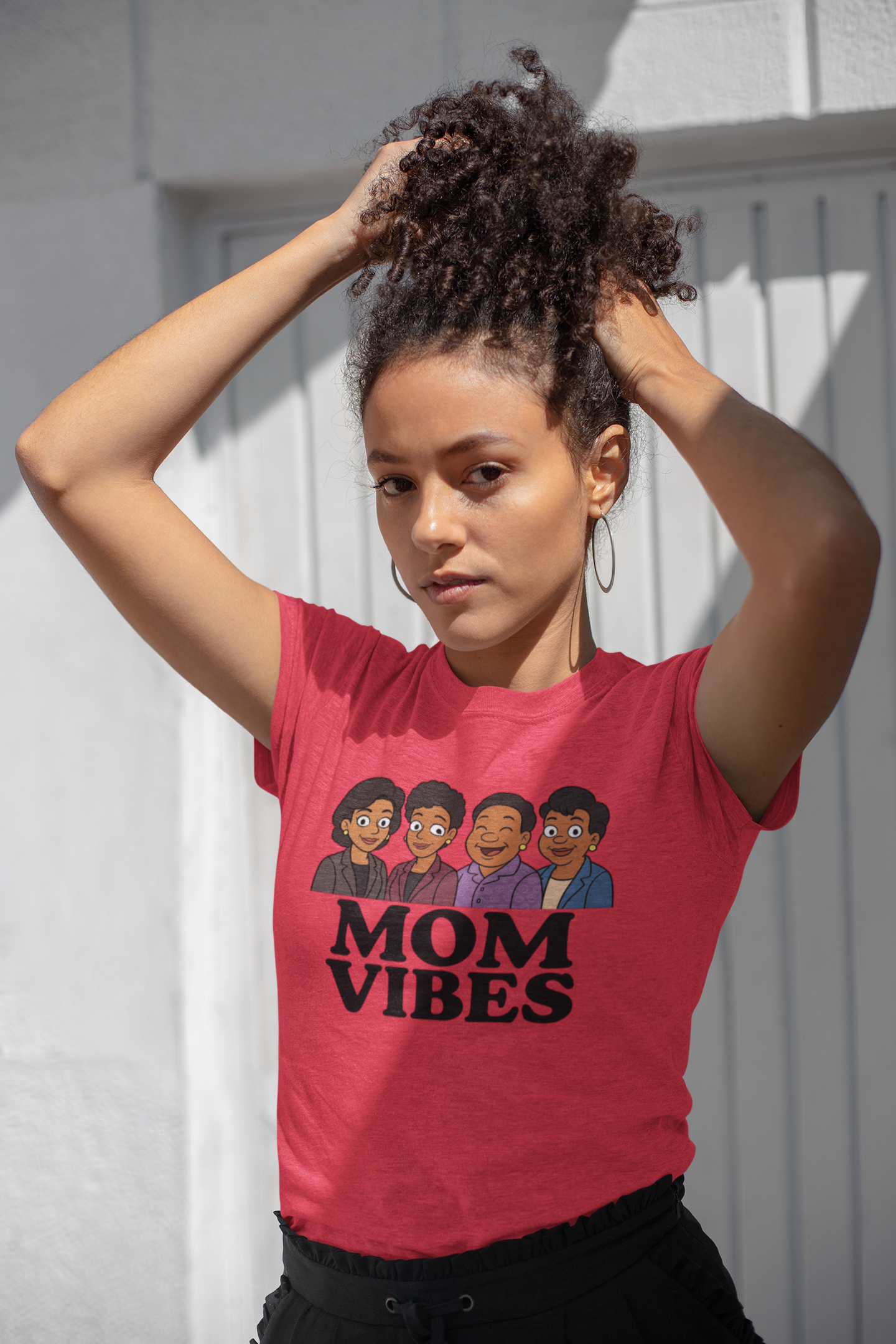 Mom Vibes | Tee